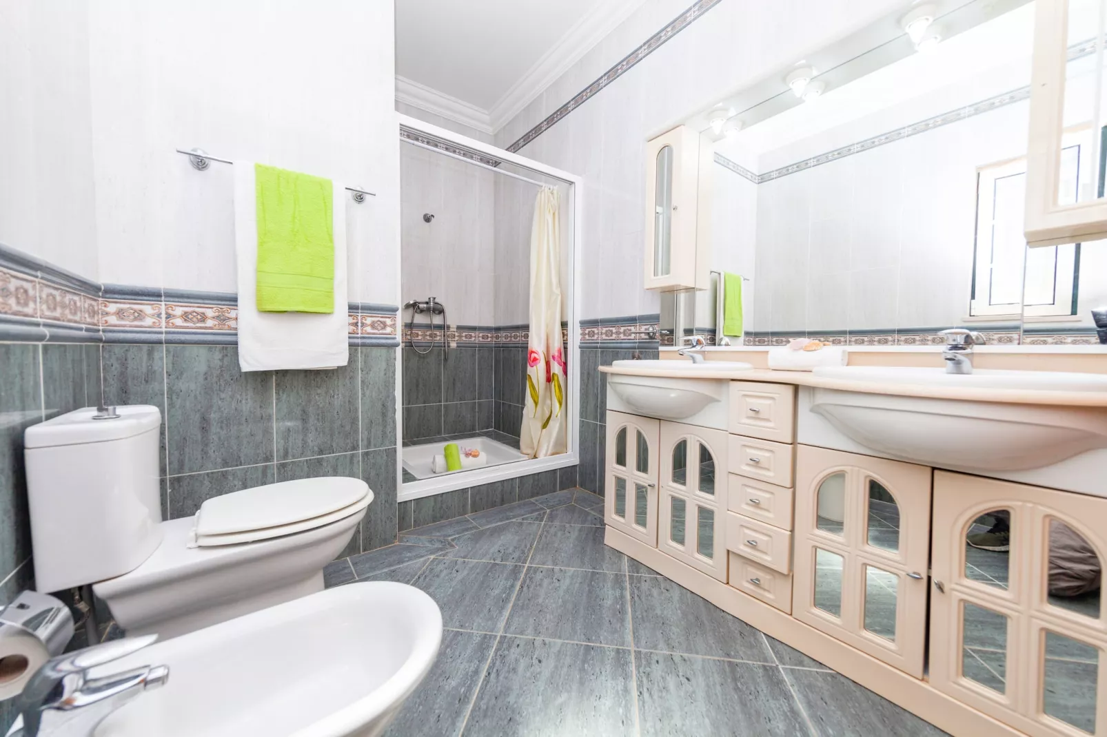 Villa Agadir-Badkamer