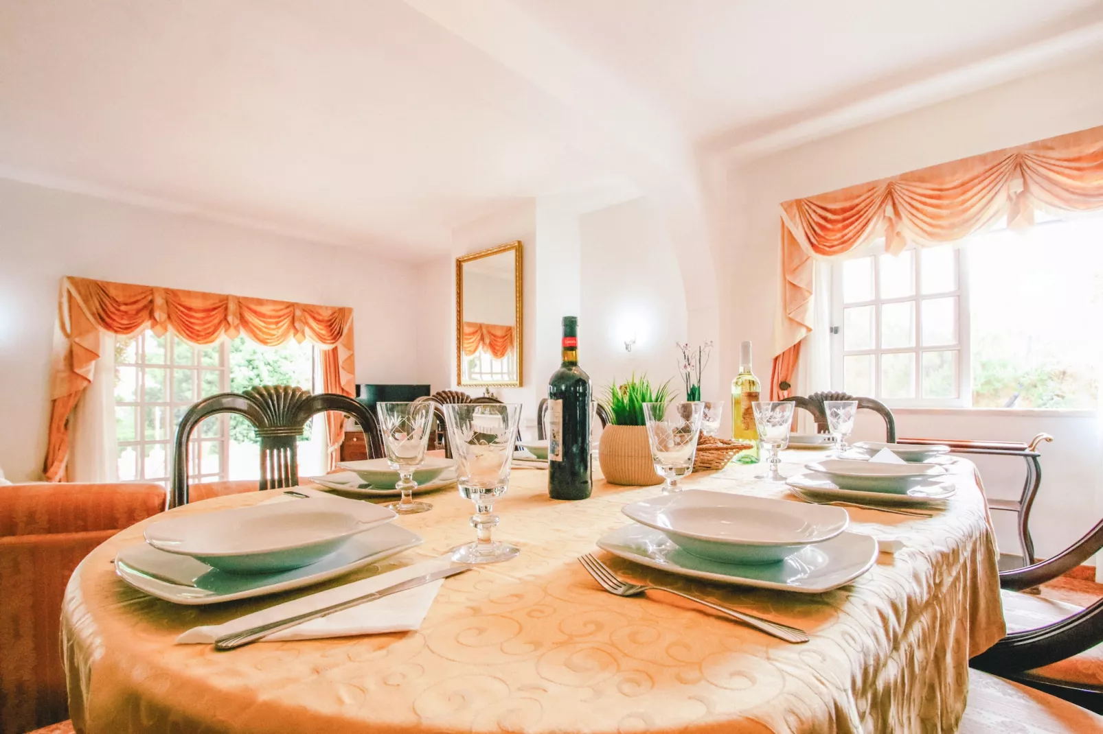 Villa Monchique Royal-Eetkamer
