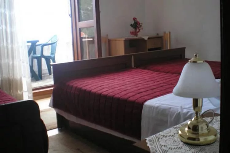 Guest House Hazdovac - Double Room with Balcony and Sea View