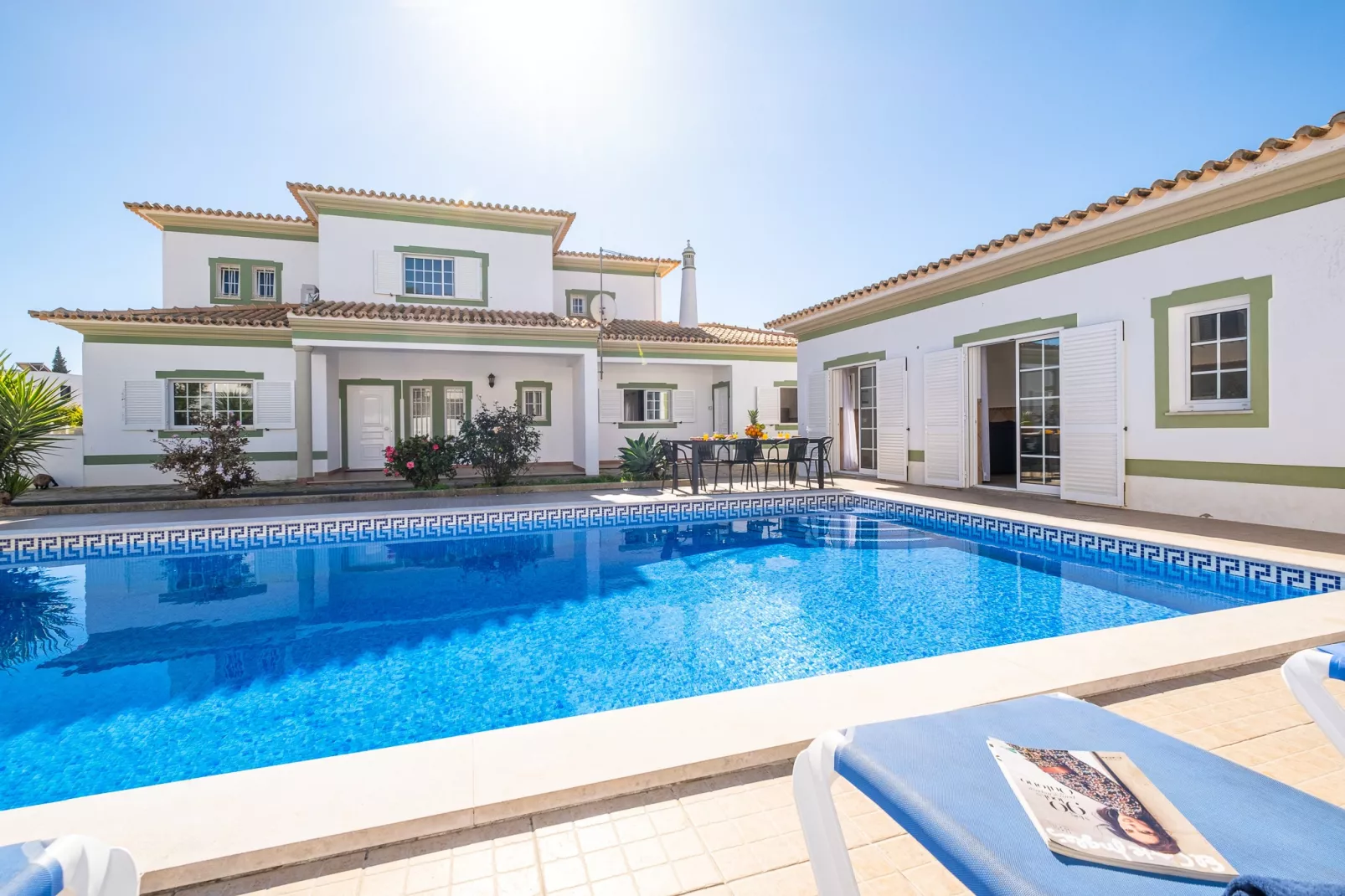 Villa Bahia-Buitenkant zomer