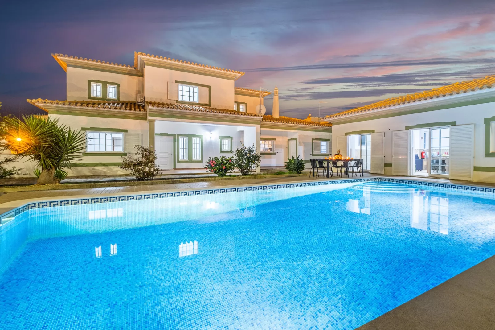 Villa Bahia-Buitenkant zomer