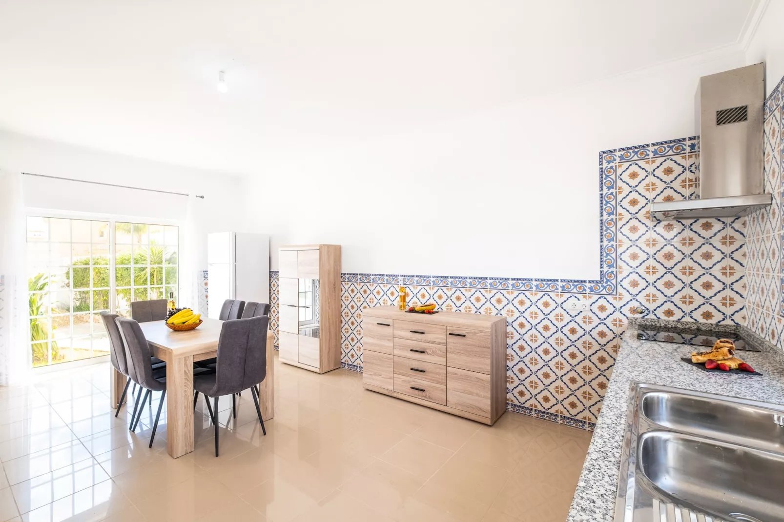 Villa Bahia-Eetkamer