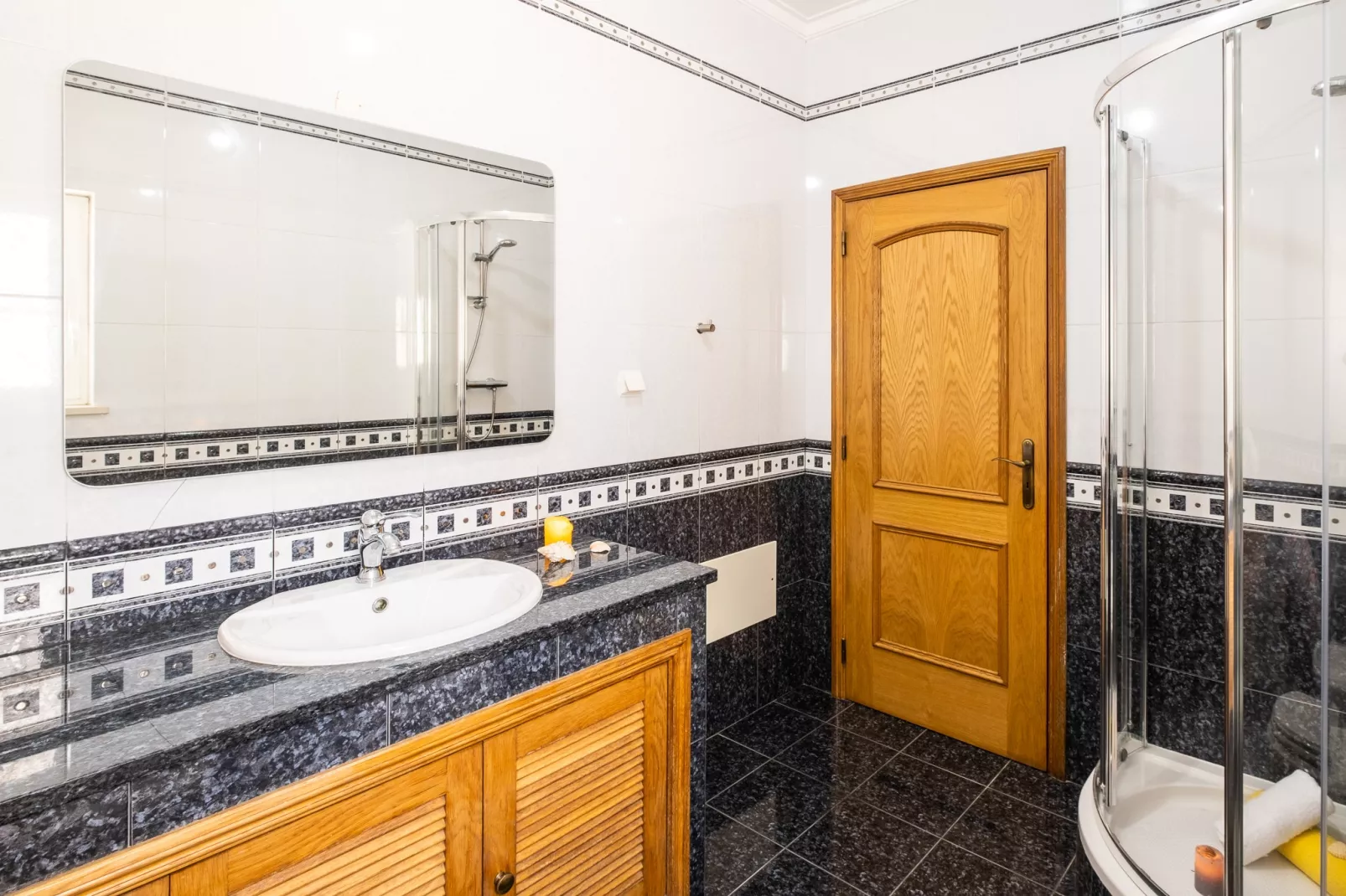 Villa Bahia-Badkamer