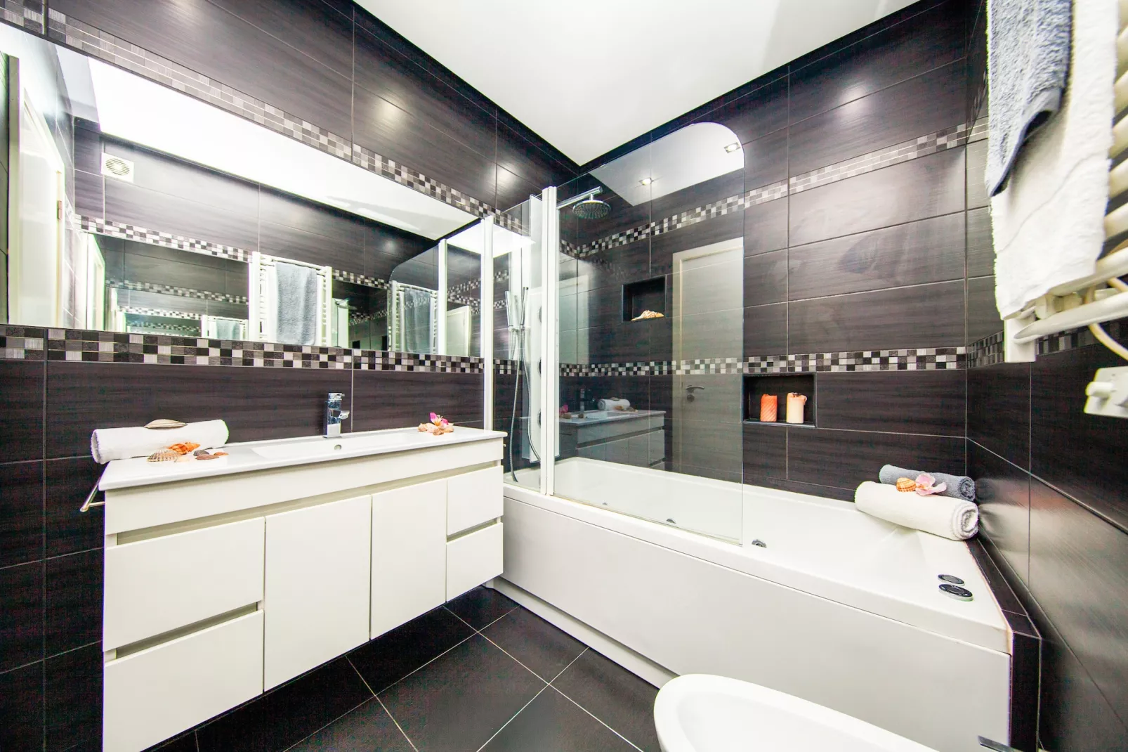 Apartment Oasis Diamond-Badkamer