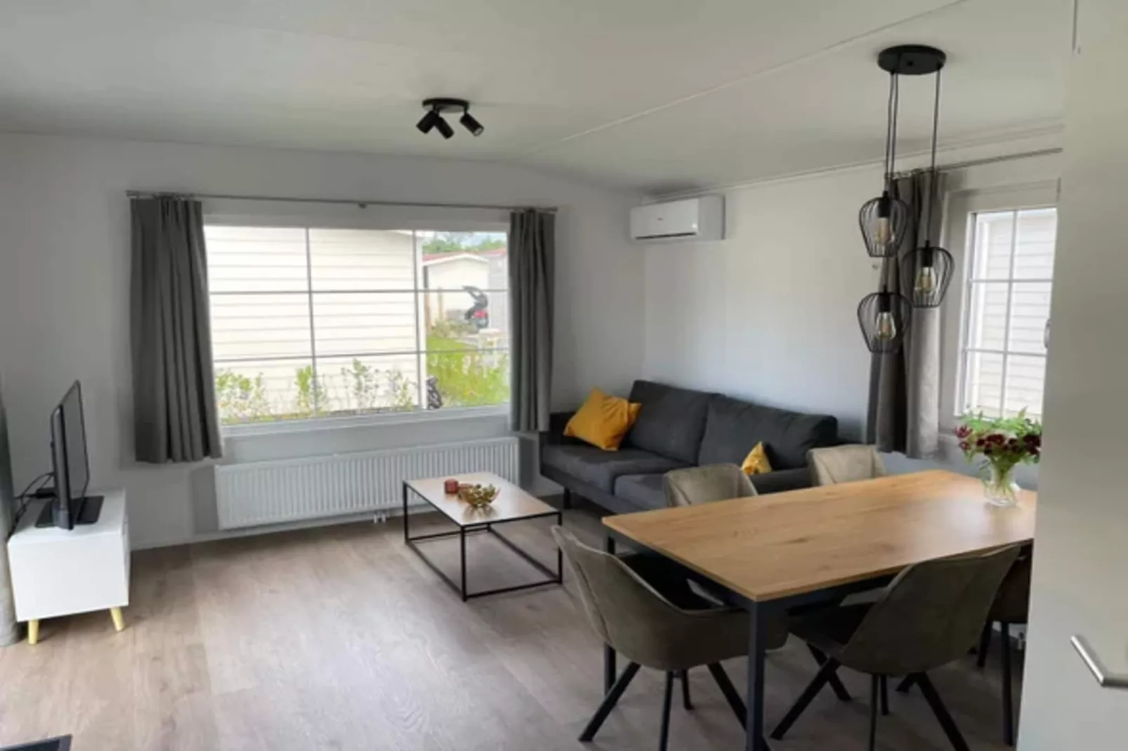 Vakantiepark Duinzicht 5-Woonkamer