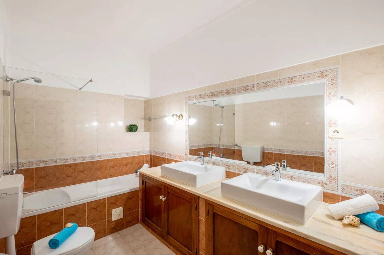 Villa Saint John-Badkamer
