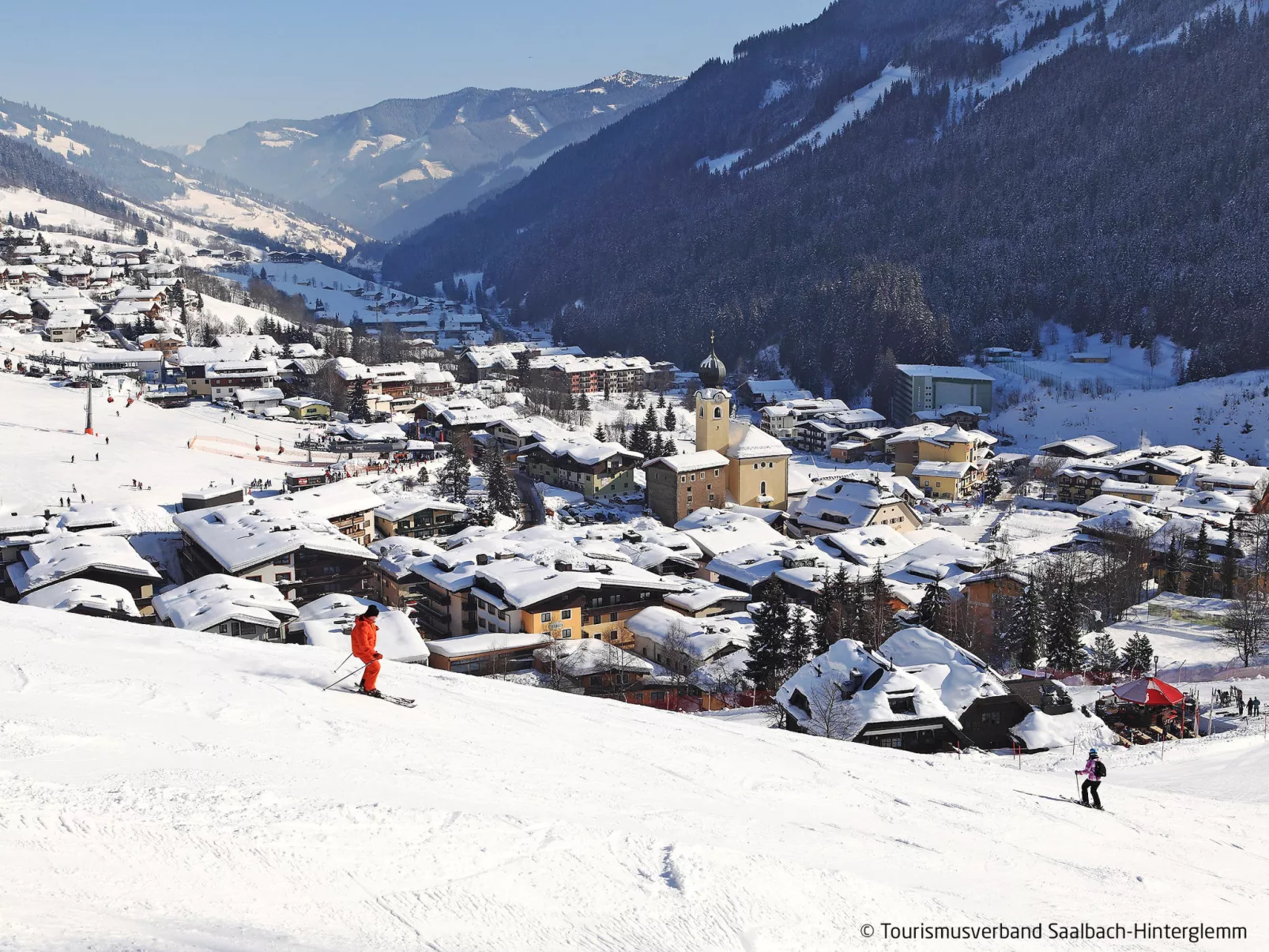 Juniorsuite bis zu 4 P &Wellnessbereich-Omgeving