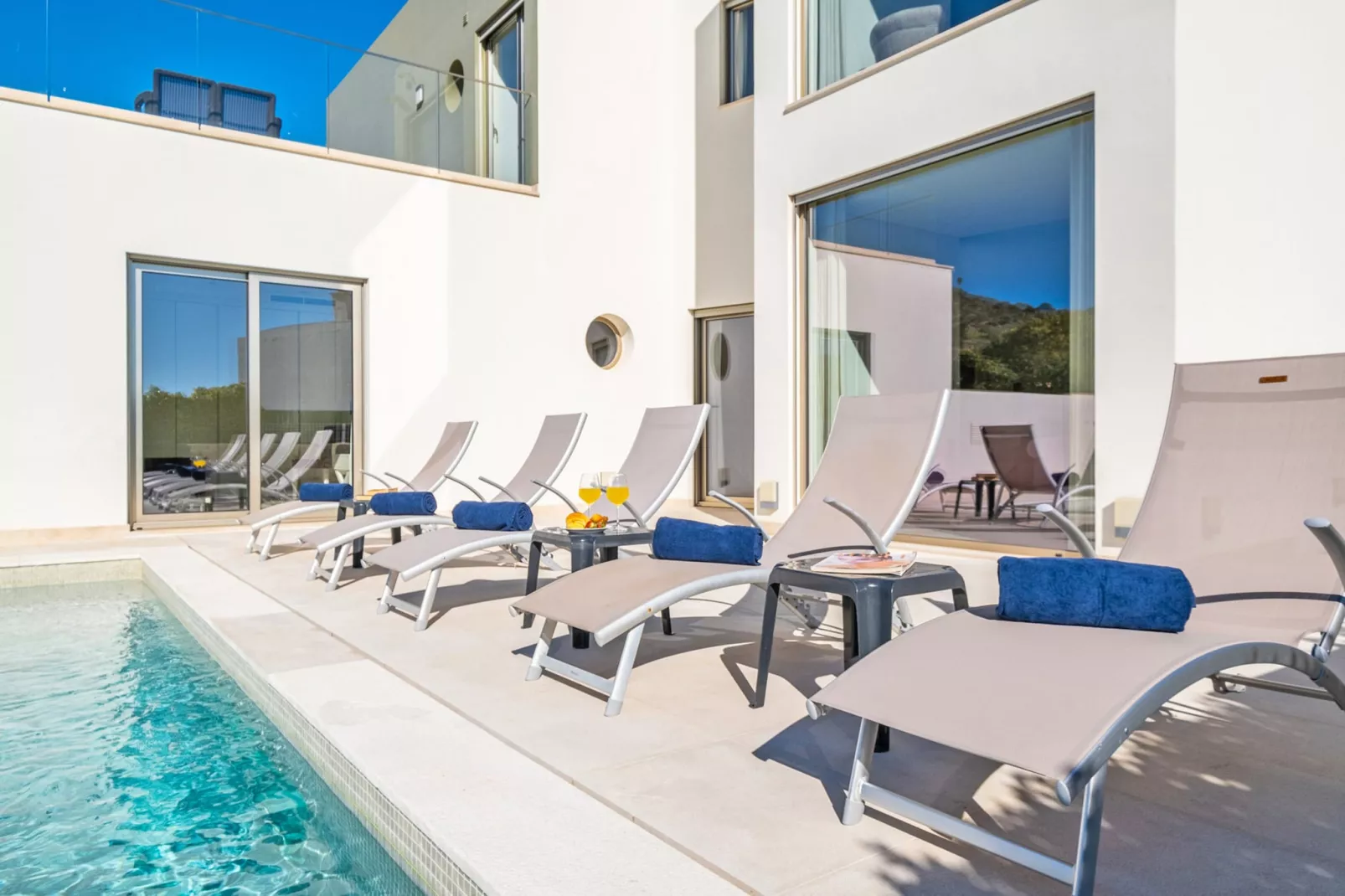 Villa Laura-Buitenkant zomer