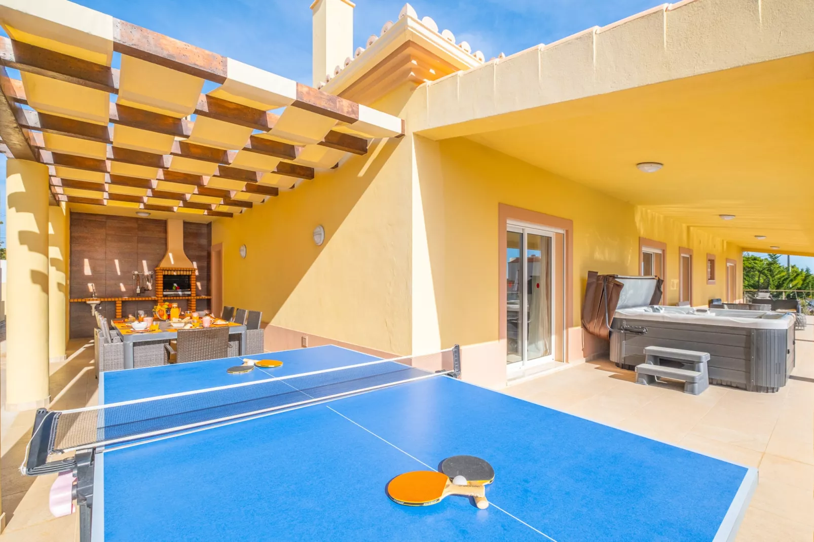 Villa Golden Bay-Zwembad