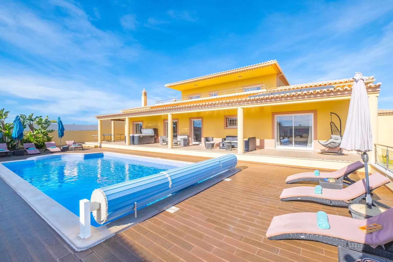 Villa Golden Bay-Zwembad
