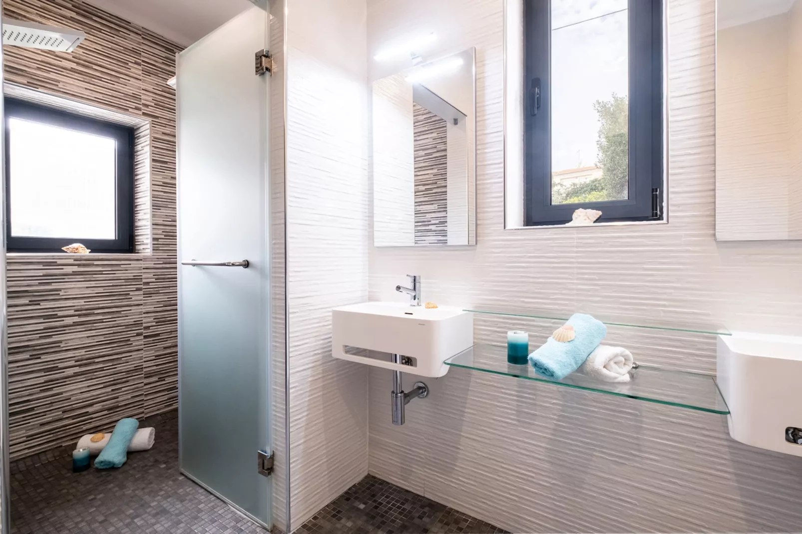 Villa Blue Lagoon-Badkamer