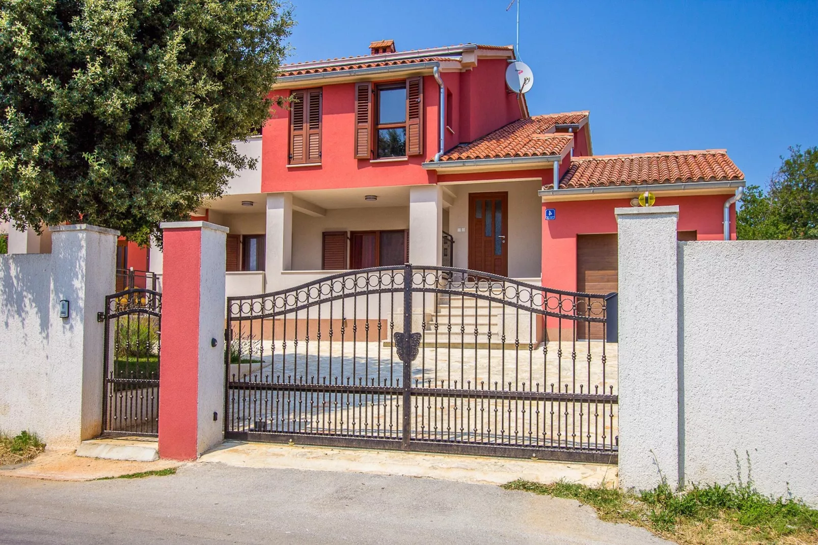 Casa Racchi / Veliki-Buitenkant zomer