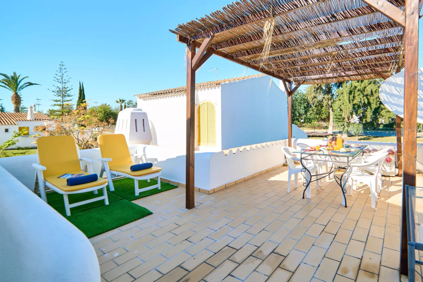 Townhouse Soleil-Buitenkant zomer