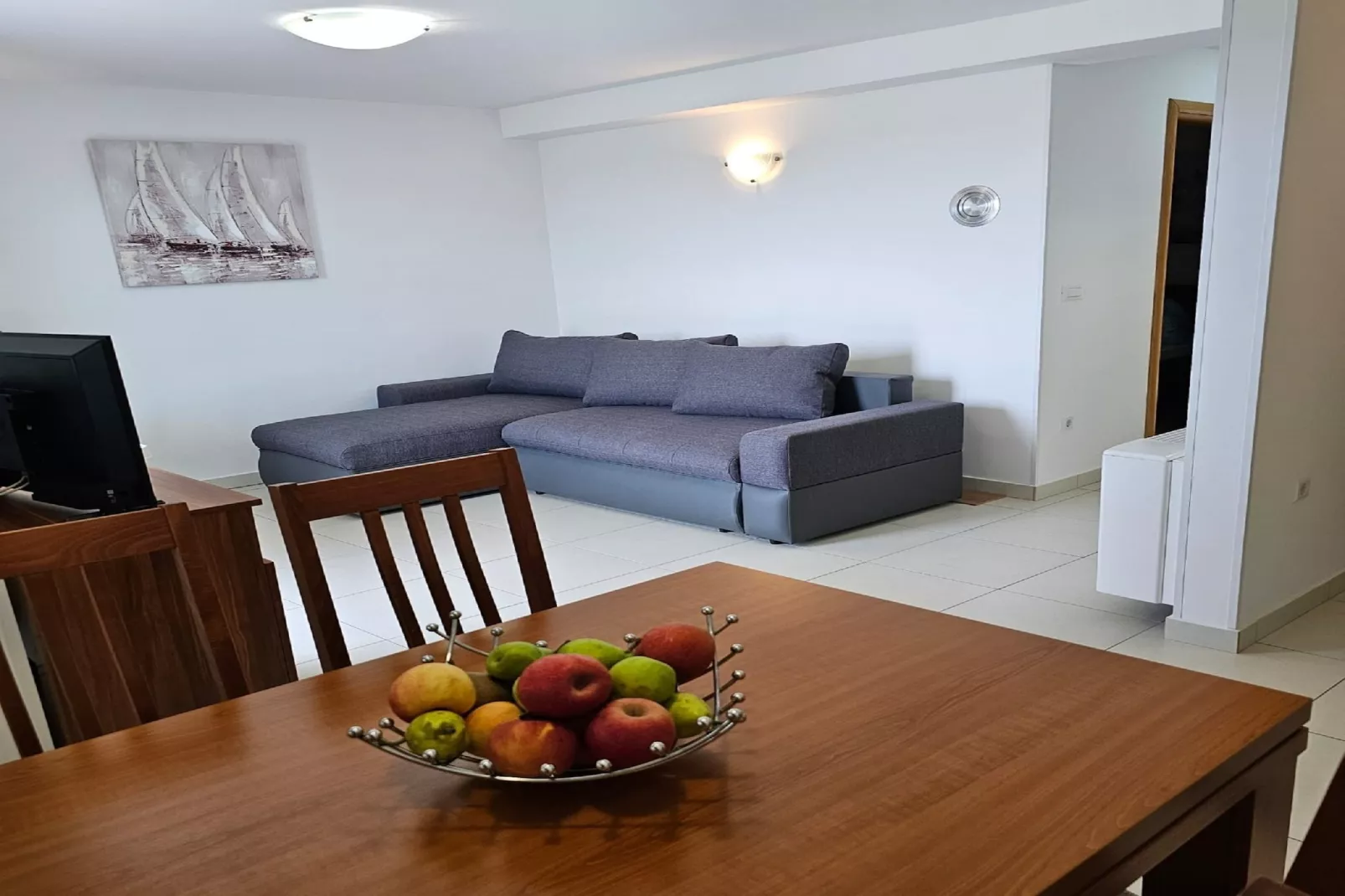 Apartments Mlikota - One Bedroom Apartment with Terrace - A4 59674-Woonkamer