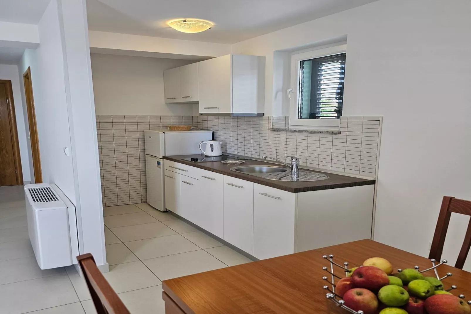 Apartments Mlikota - One Bedroom Apartment with Terrace - A4 59674-Keuken
