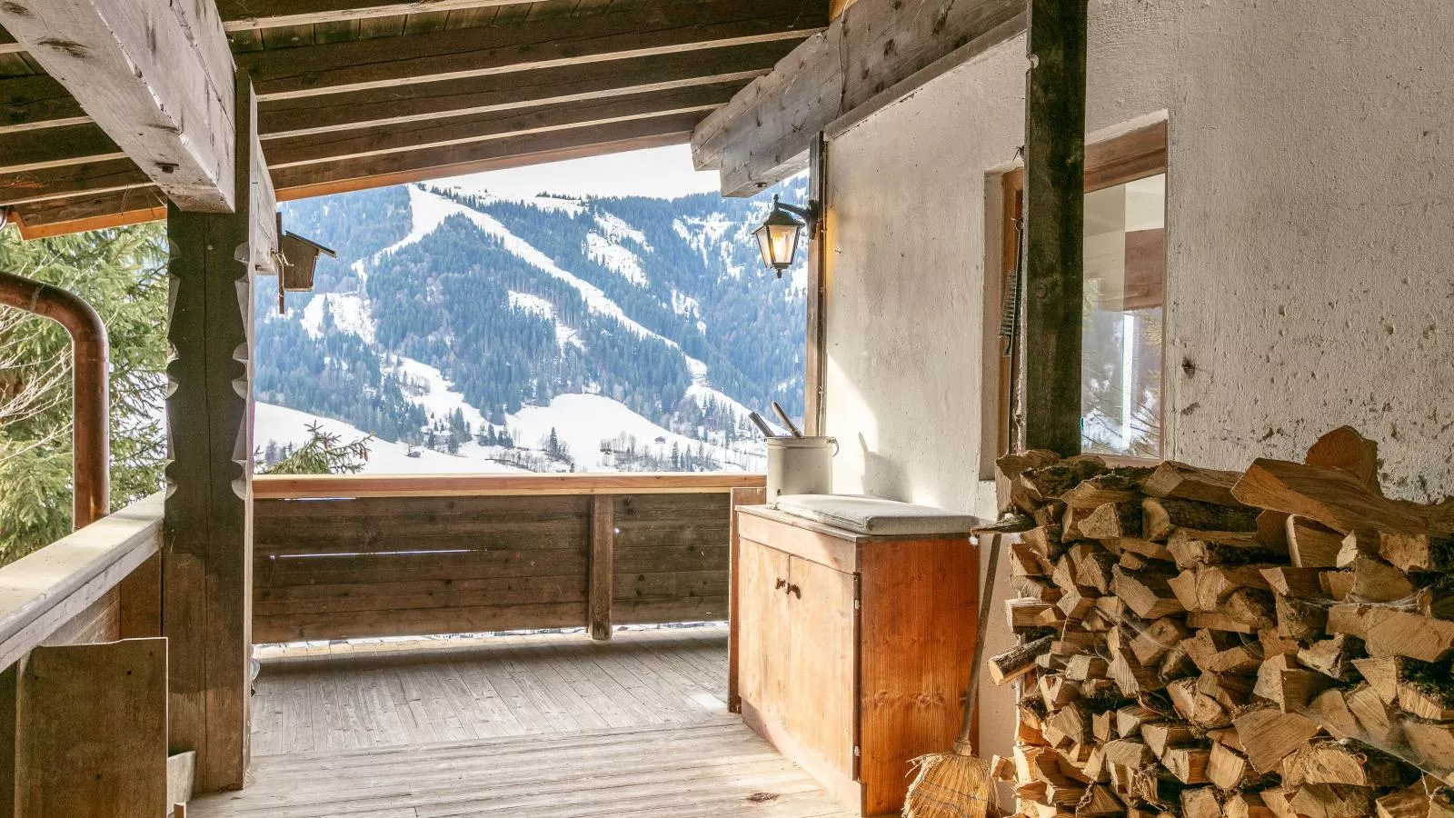 Sonnenhütte oben-Terrasbalkon