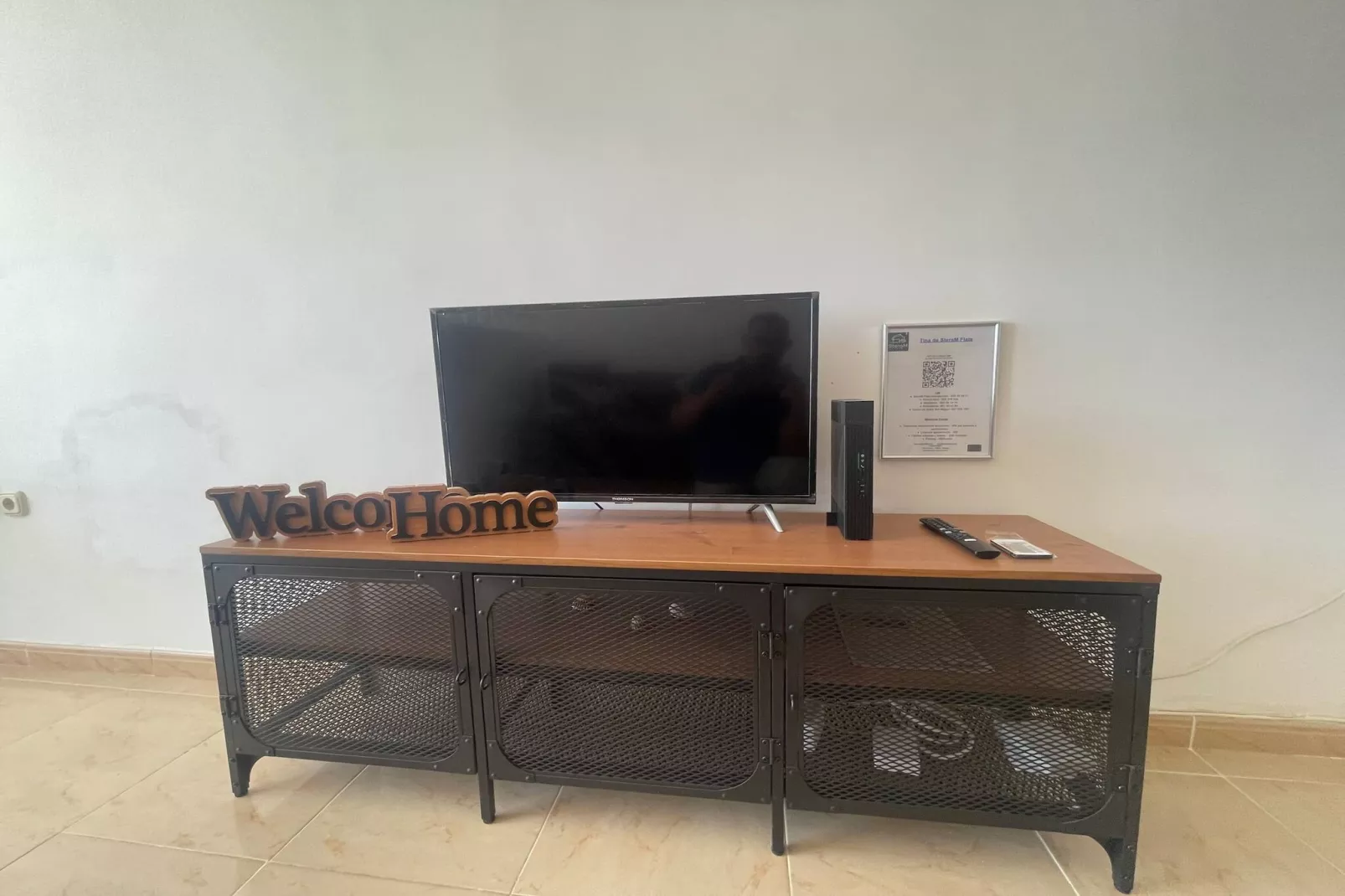 Tina de SteraM FLATS Torremolinos-Woonkamer