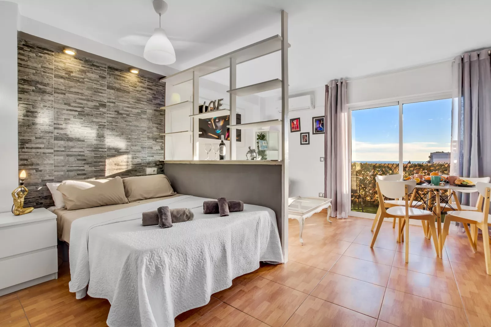 Salome de SteraM FLATS Torremolinos