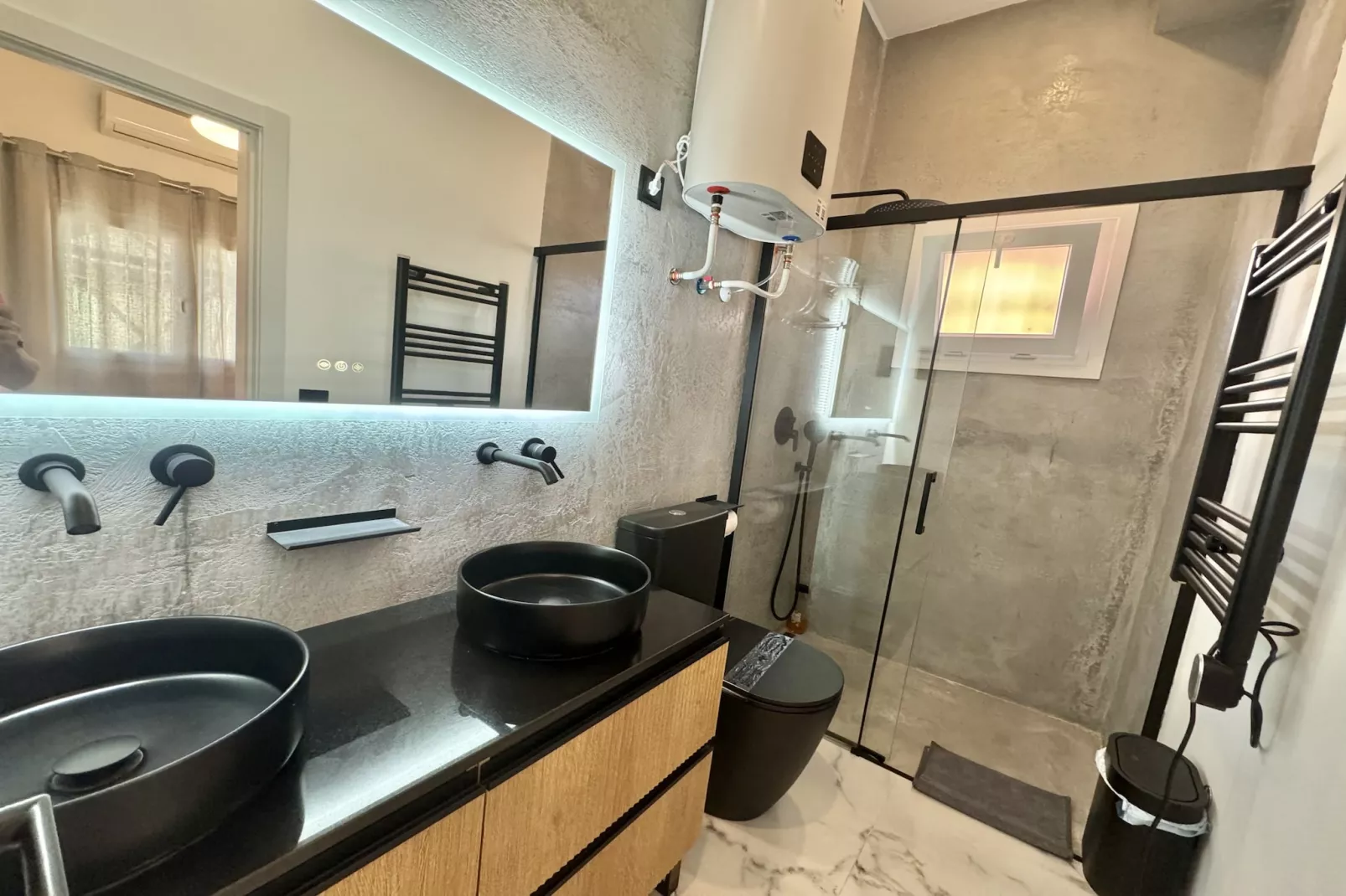 Salmon de SteraM FLATS Torremolinos-Badkamer
