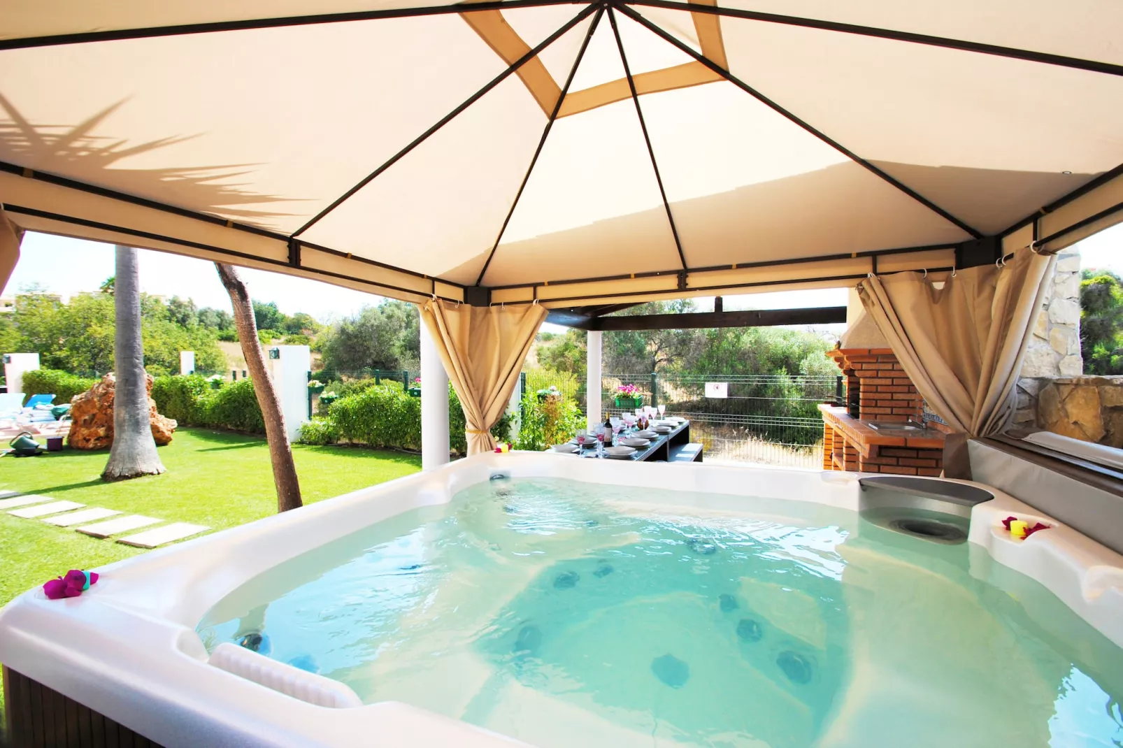 Villa Oliveira-Wellness