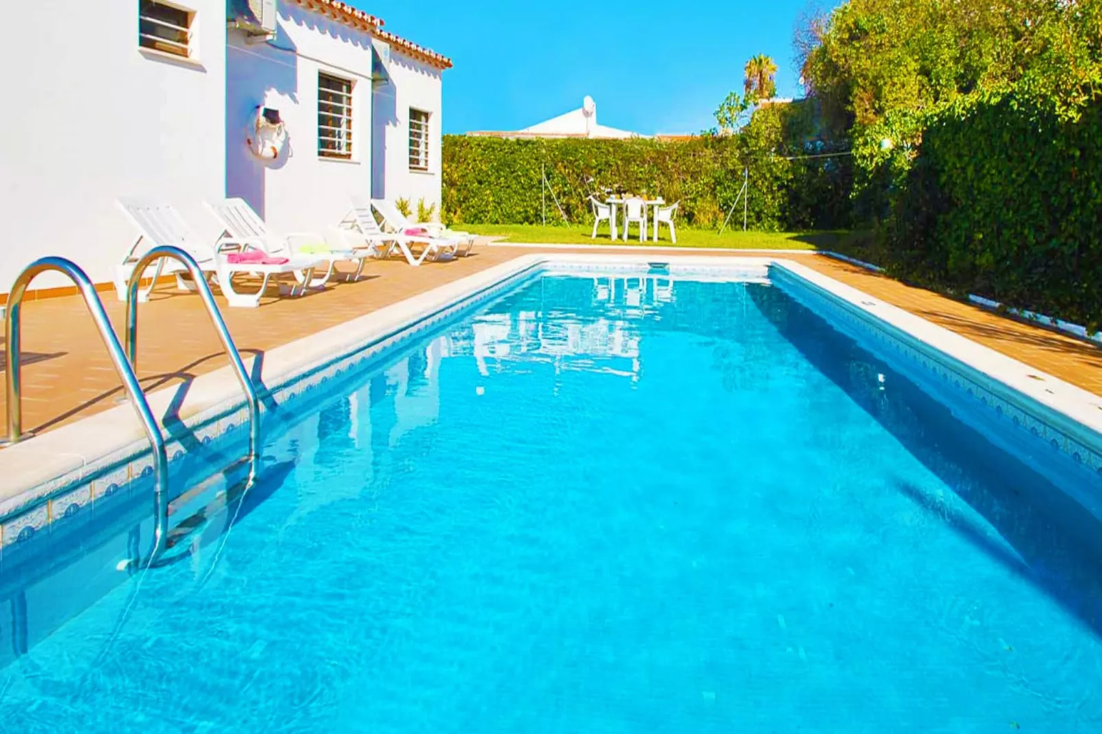 Villa Isis-Zwembad