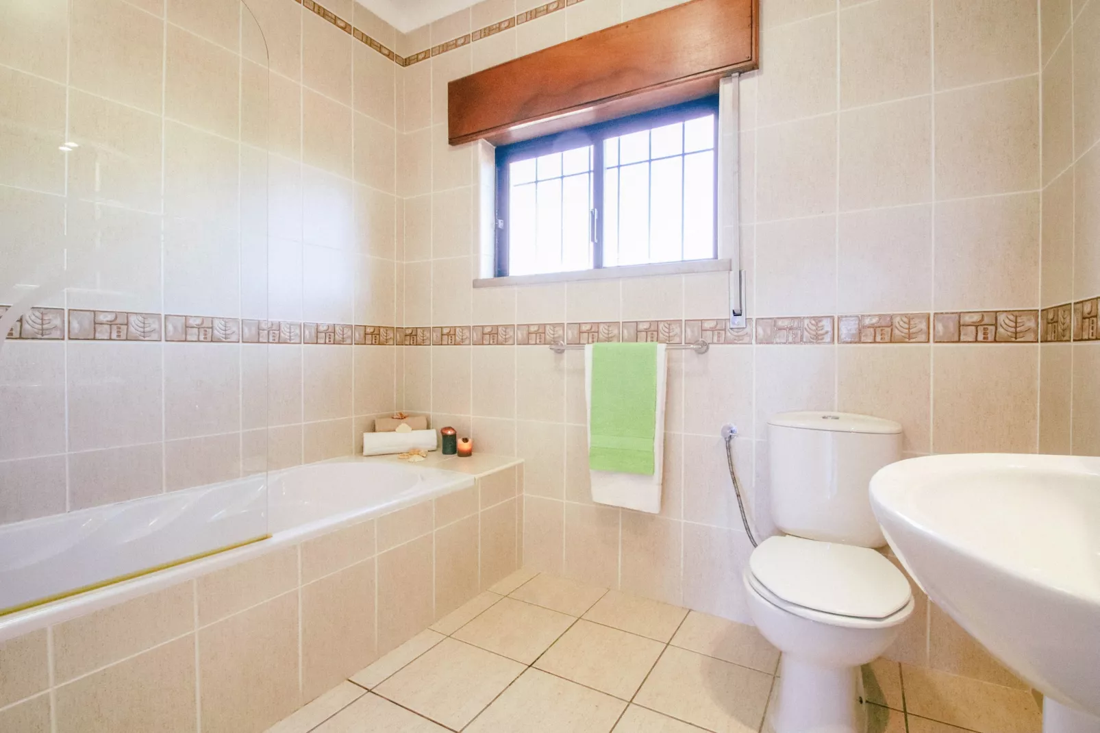 Villa Bellegarde-Badkamer