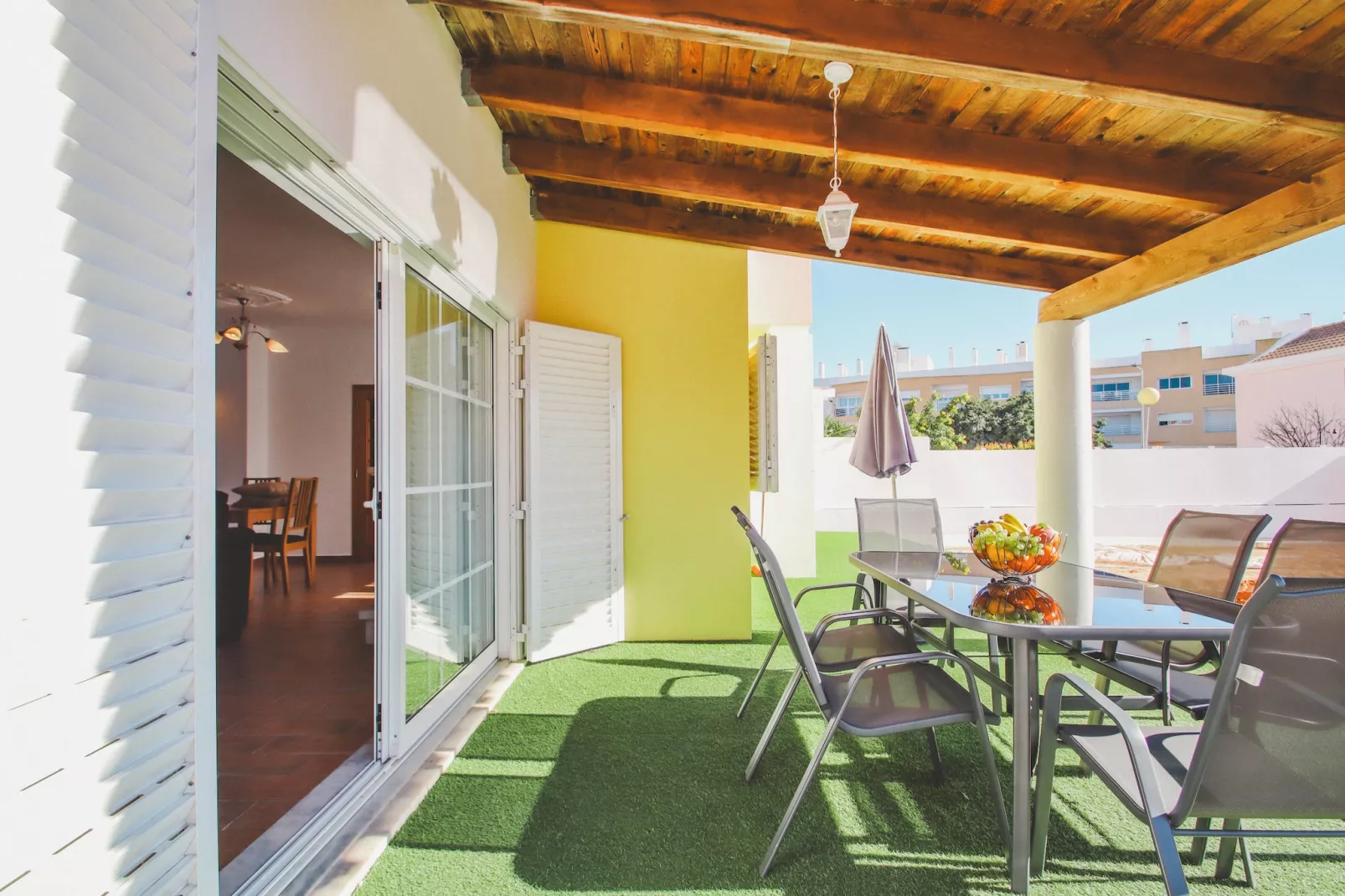 Villa Sunny Joy-Eetkamer