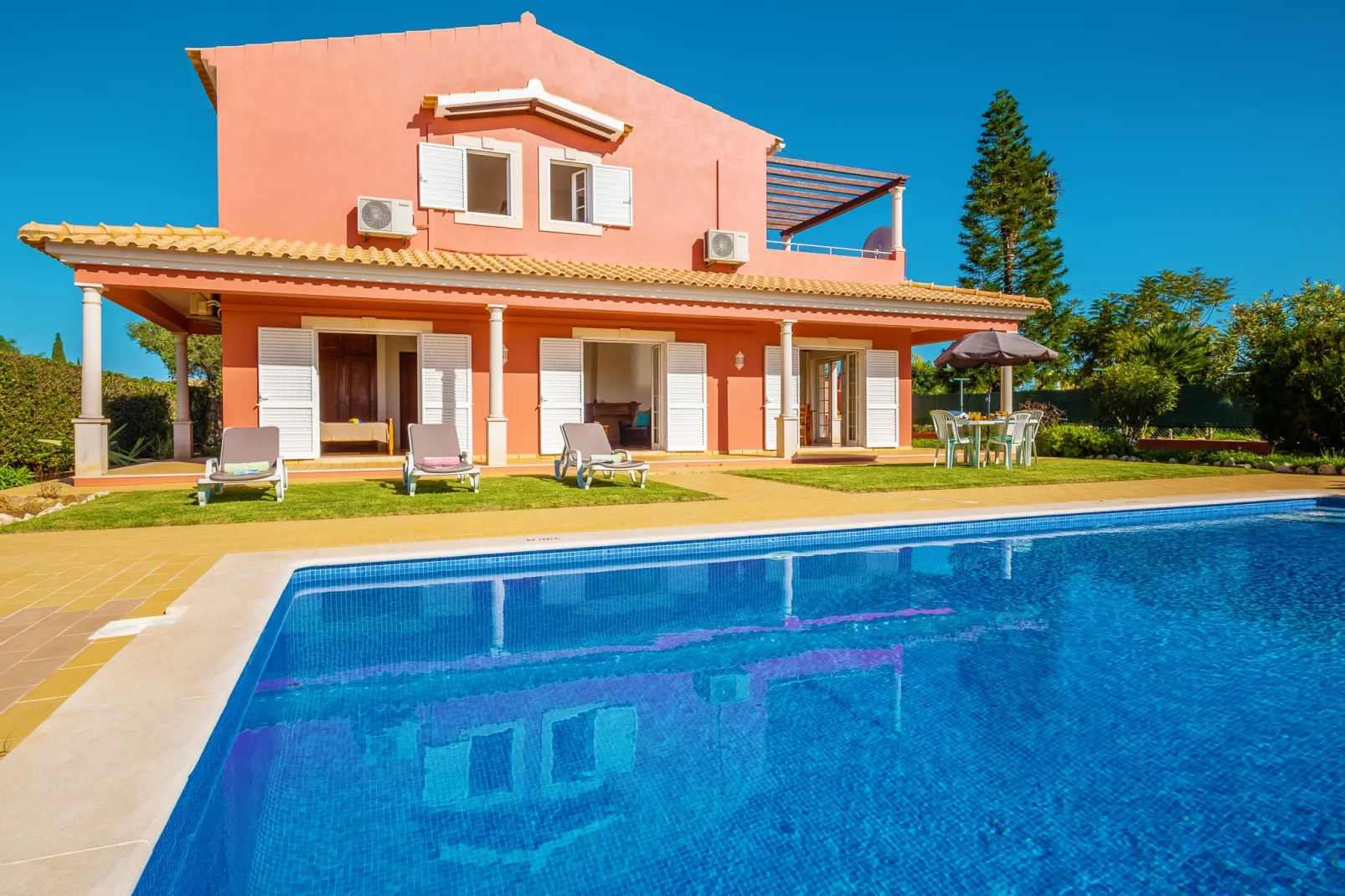 Villa Sunrise-Zwembad