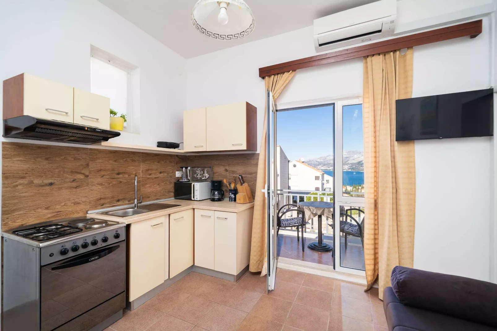 Apartments Senjo - One Bedroom Apartment with Balcony and Sea View (4 adults) (Apartman 3)-Keuken