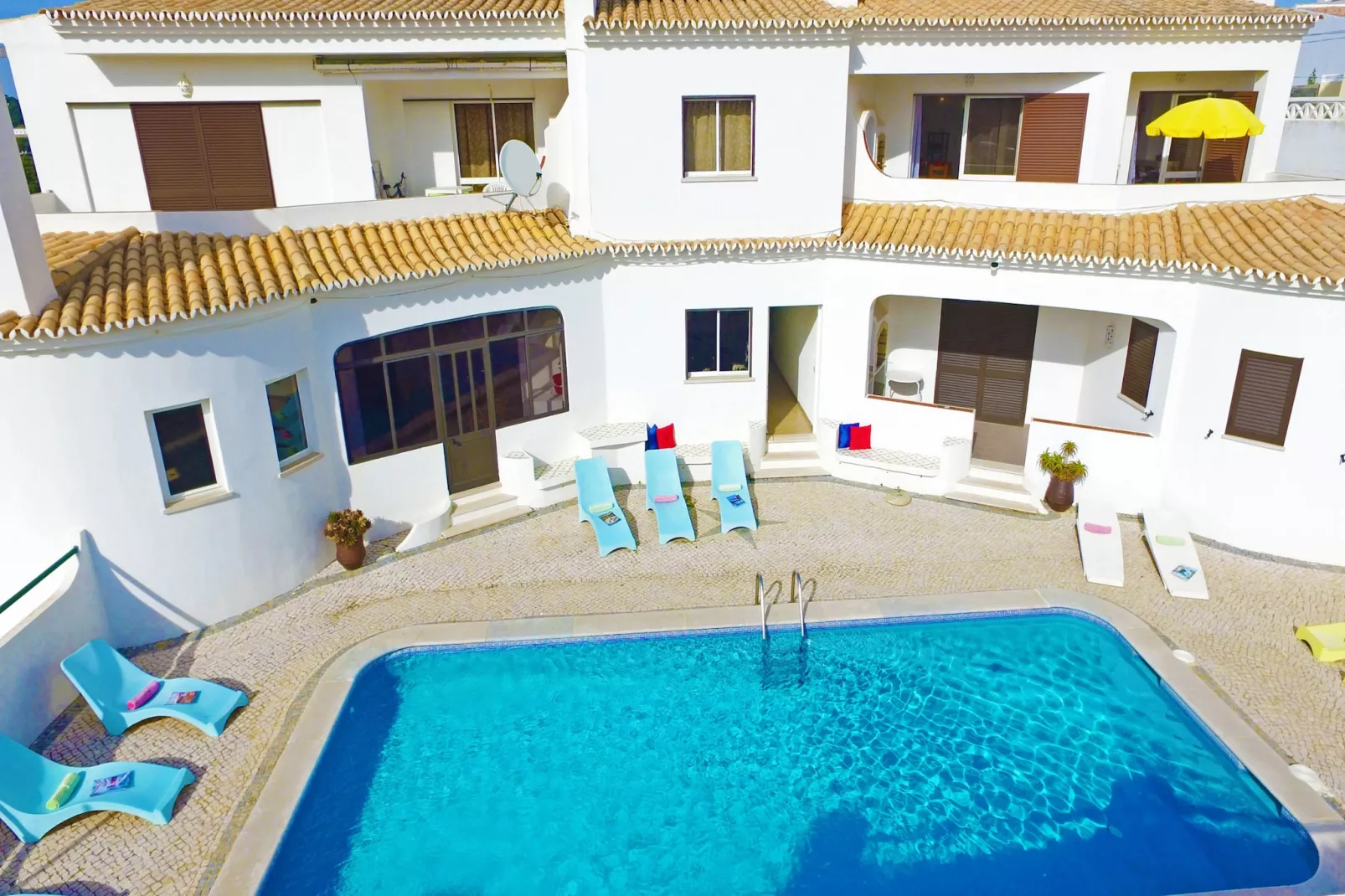 Apartment Capri-Buitenkant zomer