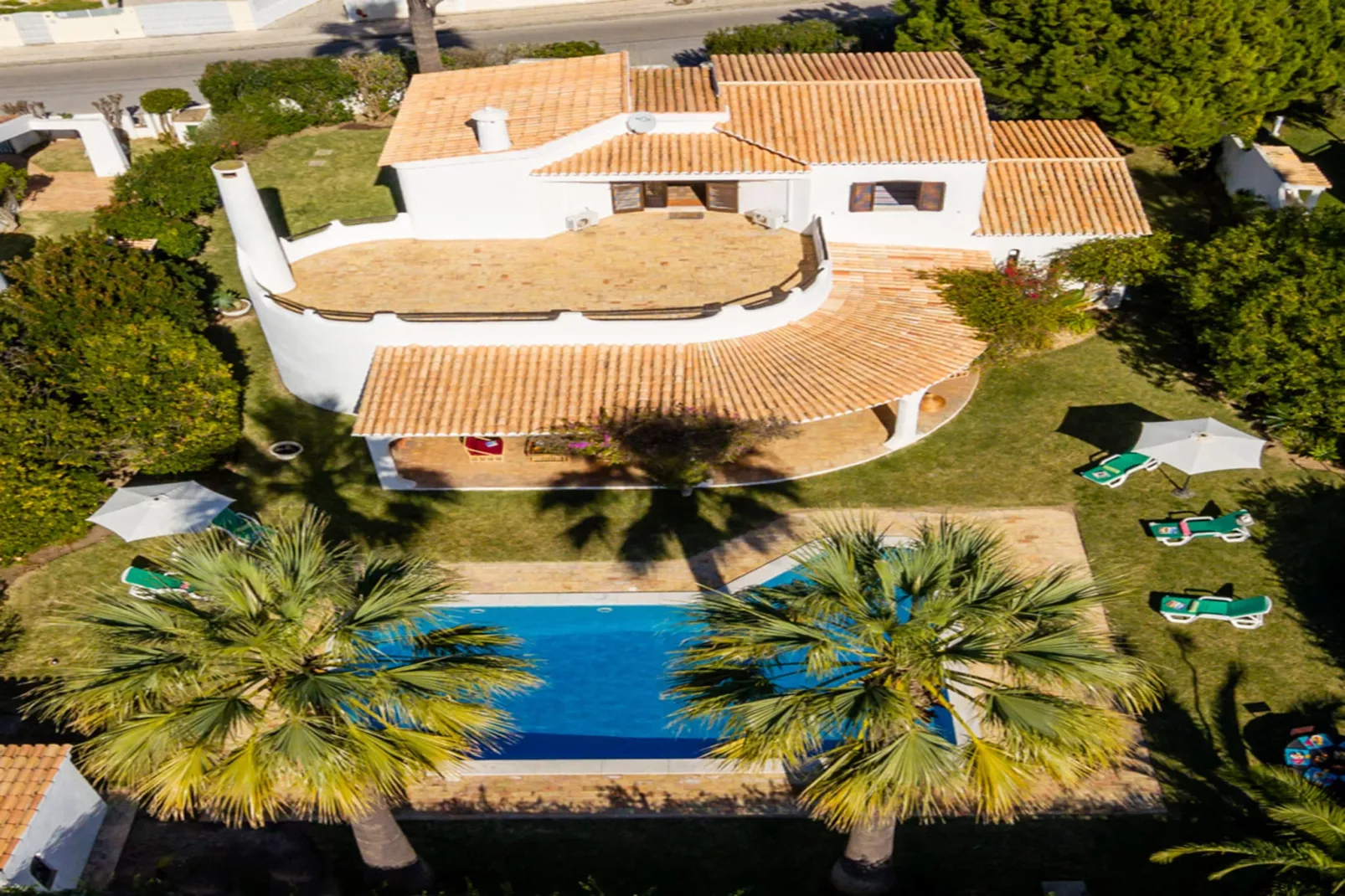 Villa Atlas-Buitenkant zomer