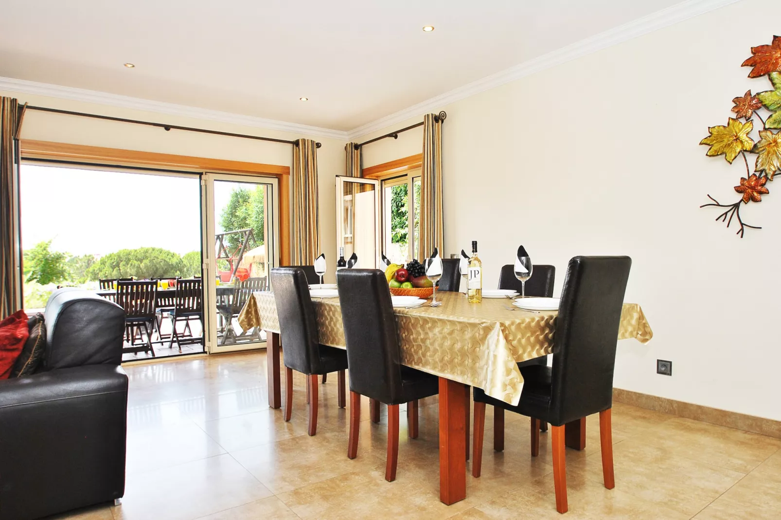 Villa California-Eetkamer