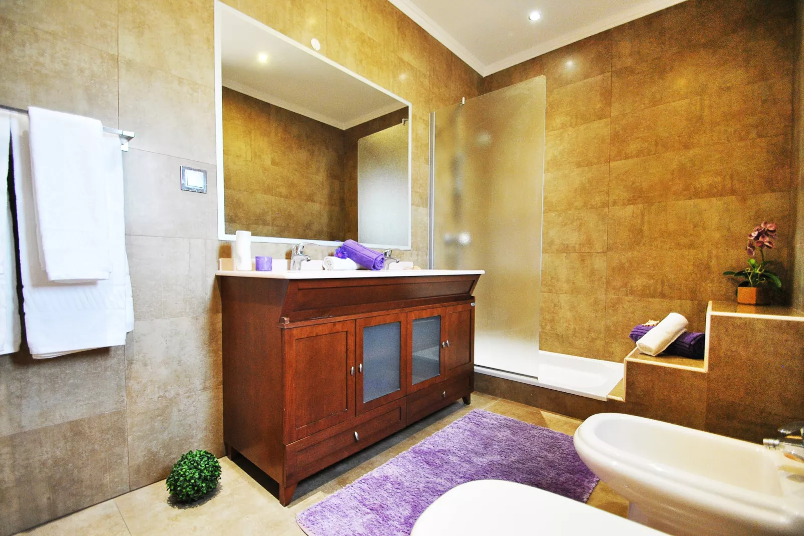 Villa California-Badkamer