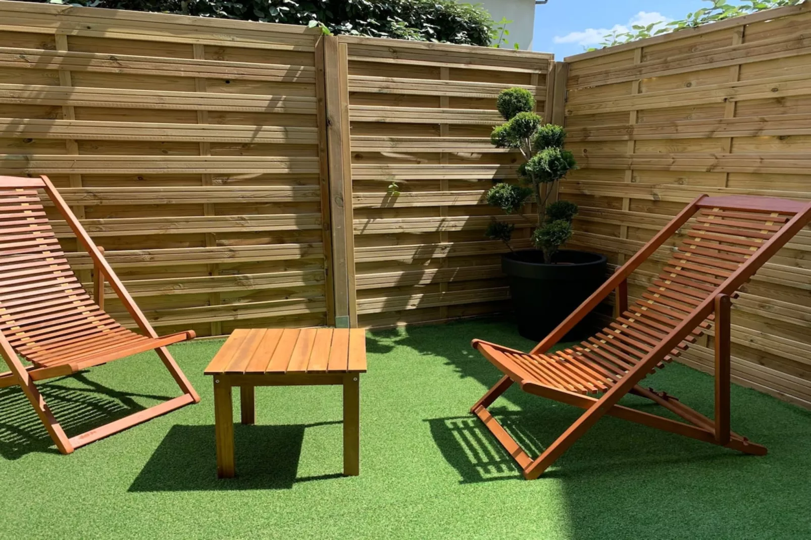 Le Cozen - 4p - Jardin & parking proche centre-Tuinen zomer