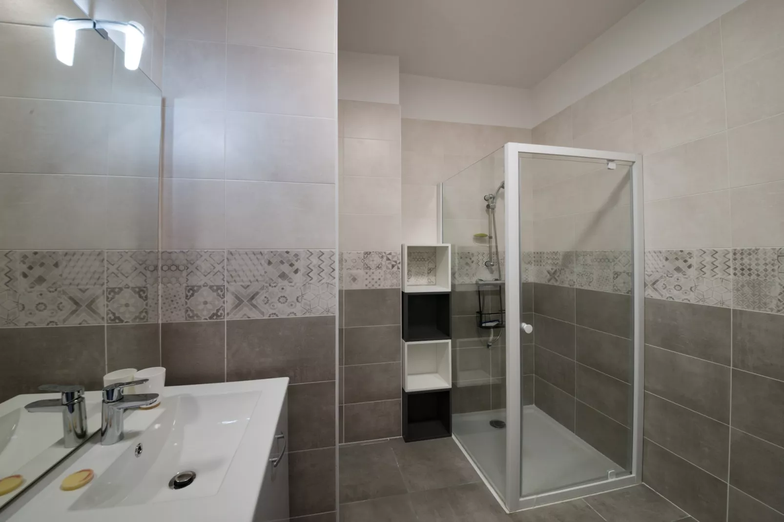 AR RANNDI - Porspoder-Badkamer