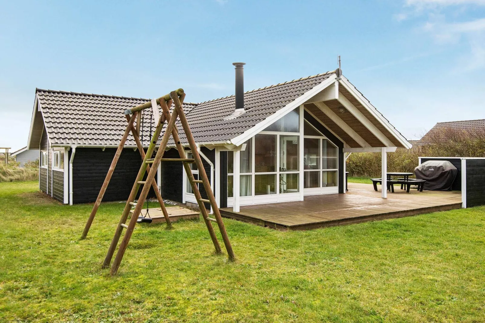 Modern vakantiehuis in Harboøre met terras