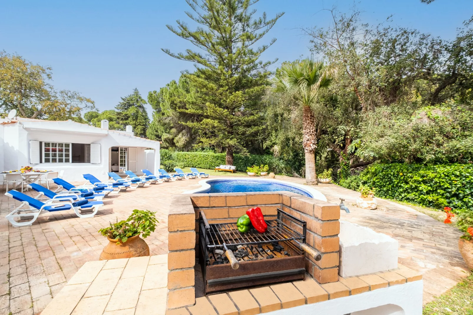 Villa AlGharif-Zwembad