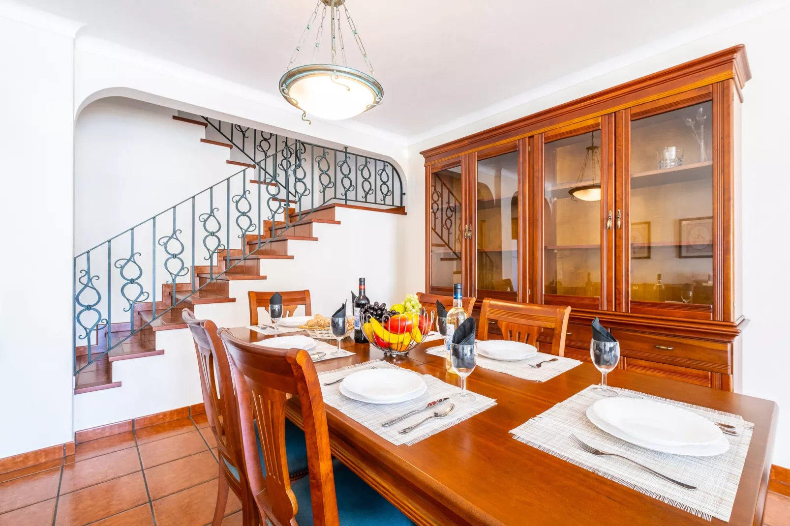 Villa Casablanca-Eetkamer
