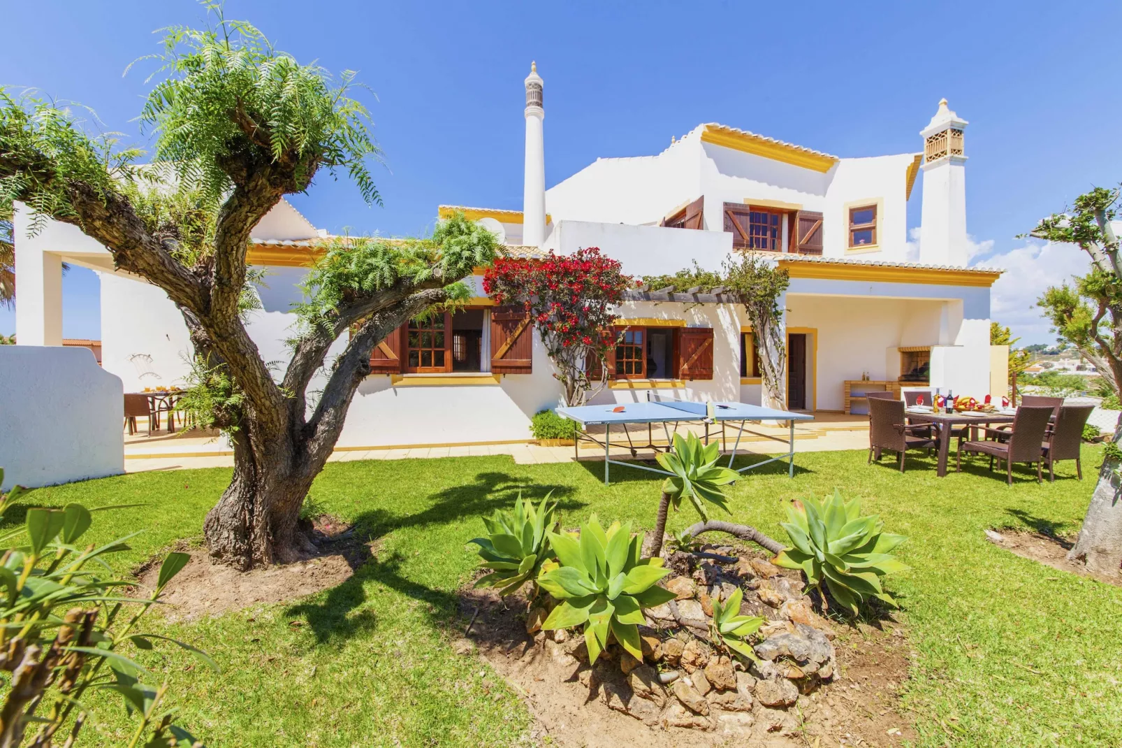 Villa Palms-Buitenkant zomer