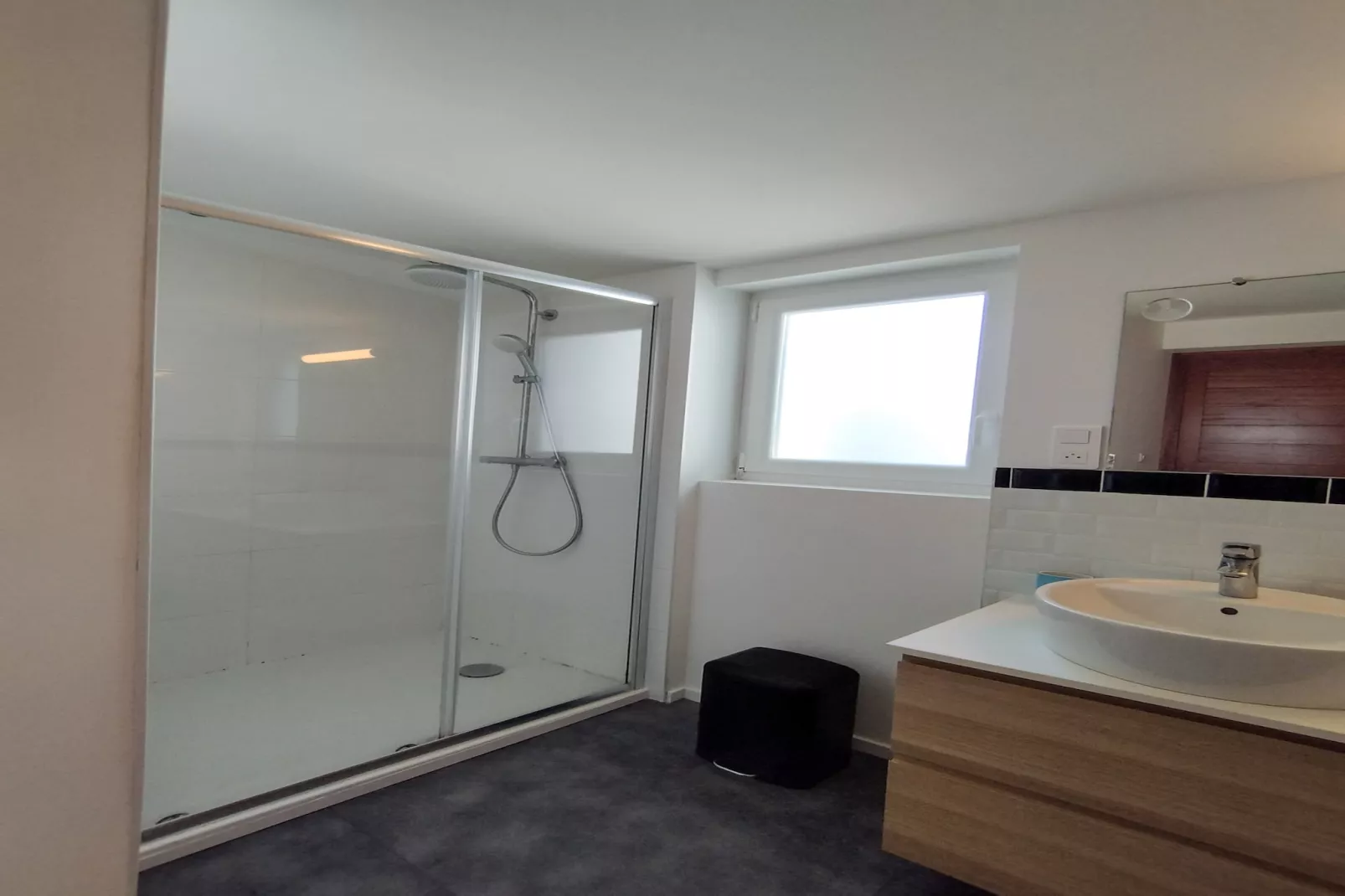 TY KER AOD - Plougonvelin-Badkamer