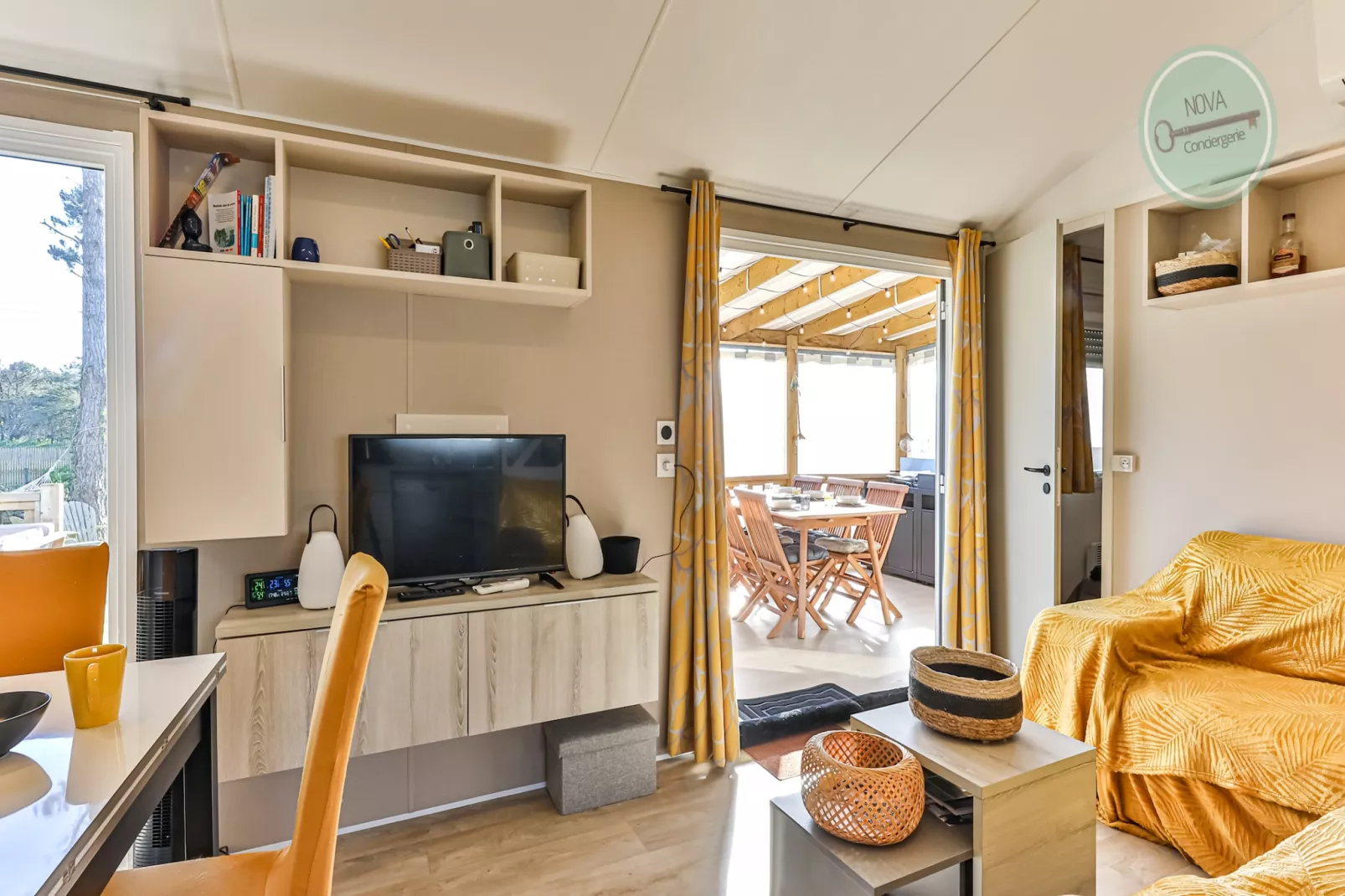 Mobil-Home Parc des Roselières-Woonkamer