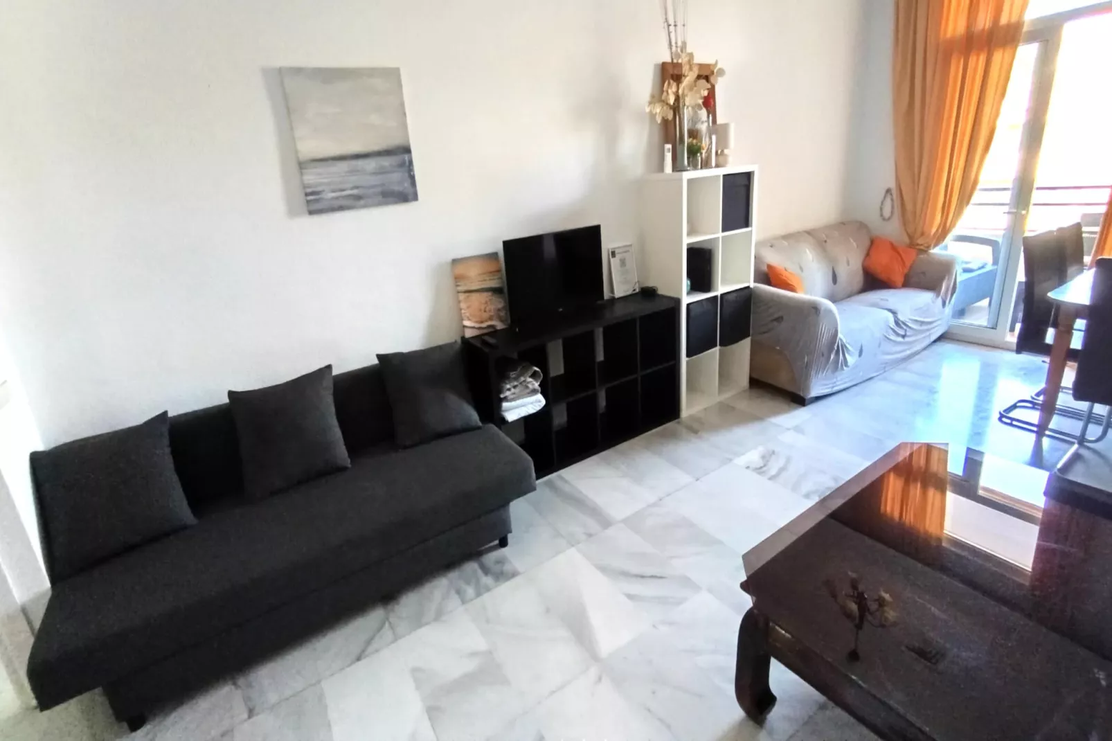El Coloso de SteraM FLATS Benalmadena-Woonkamer