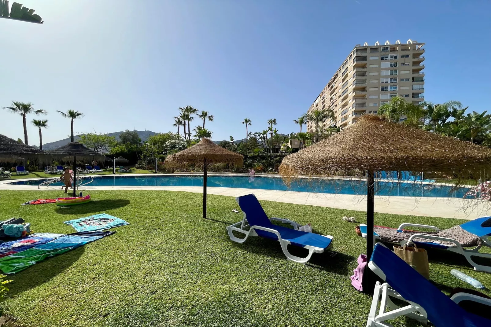 El Coloso de SteraM FLATS Benalmadena-Zwembad