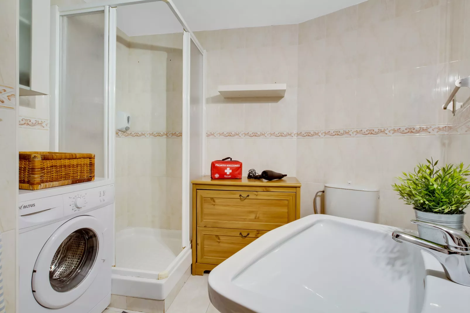 Solpor de SteraM FLATS Benalmadena-Badkamer