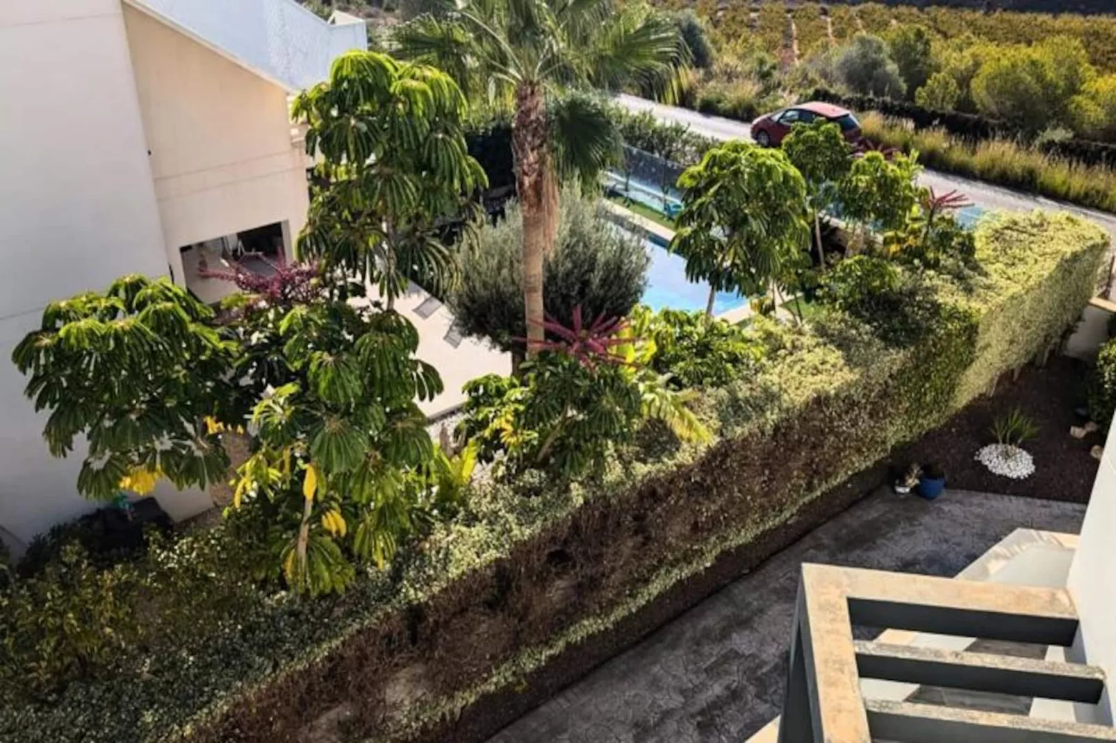 Appartement Moderne Avec Piscine, Terrasse Et Solarium-Image-tags.
