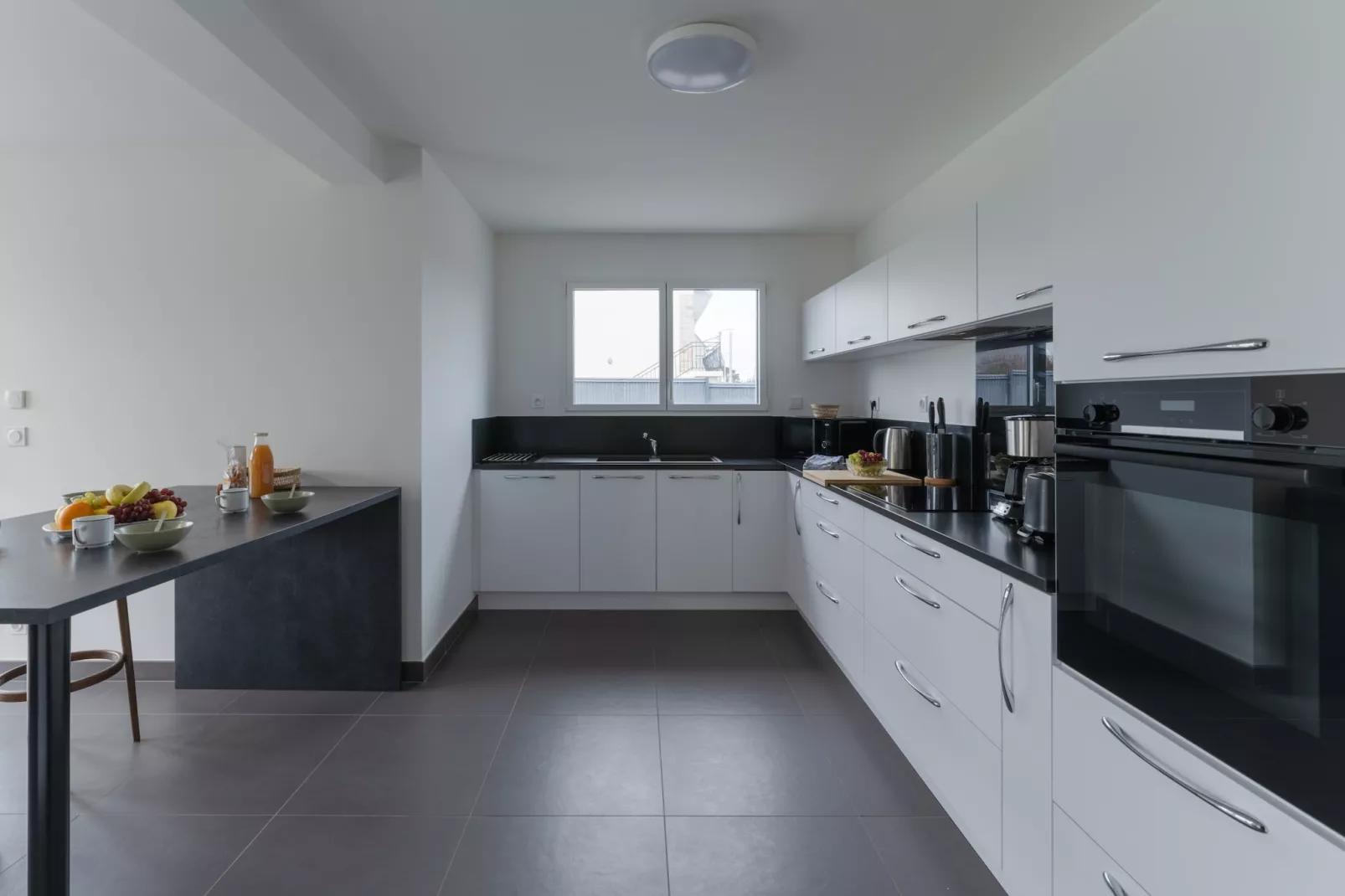 KER STIVELL - Landunvez-Keuken