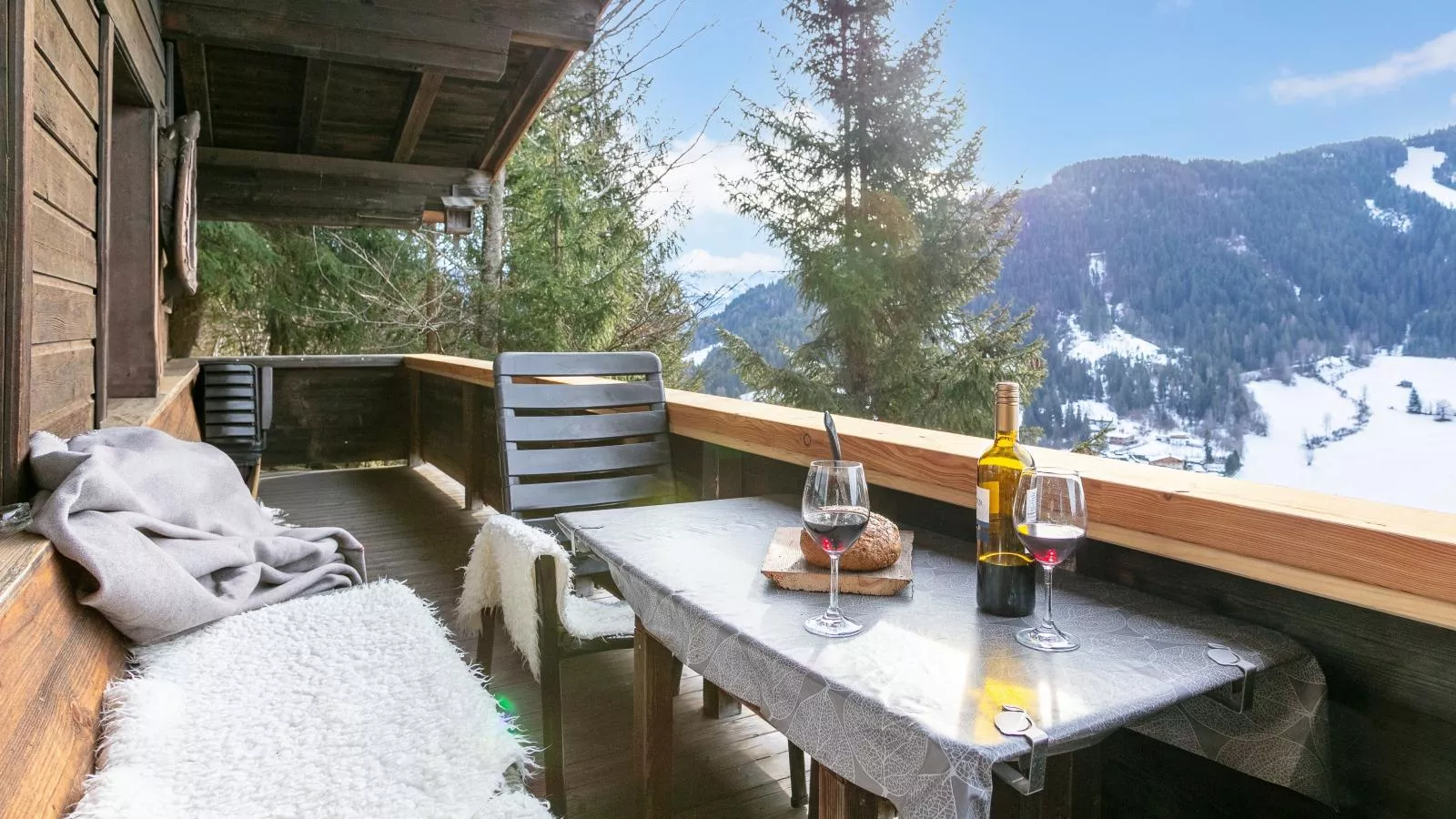 Sonnenhütte oben-Terrasbalkon