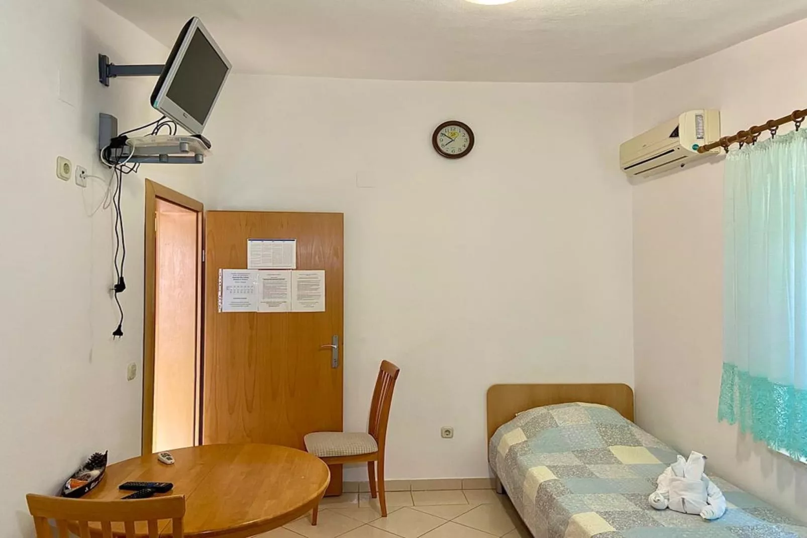 Apartments Tiho & Jelena- Studio Apartment (Levantera)-Slaapkamer