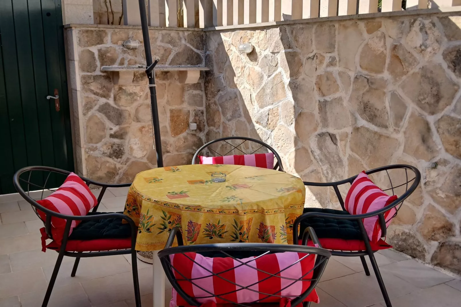 Apartments Agava & Lucija-Studio Apartment(First Floor)-Buitenlucht