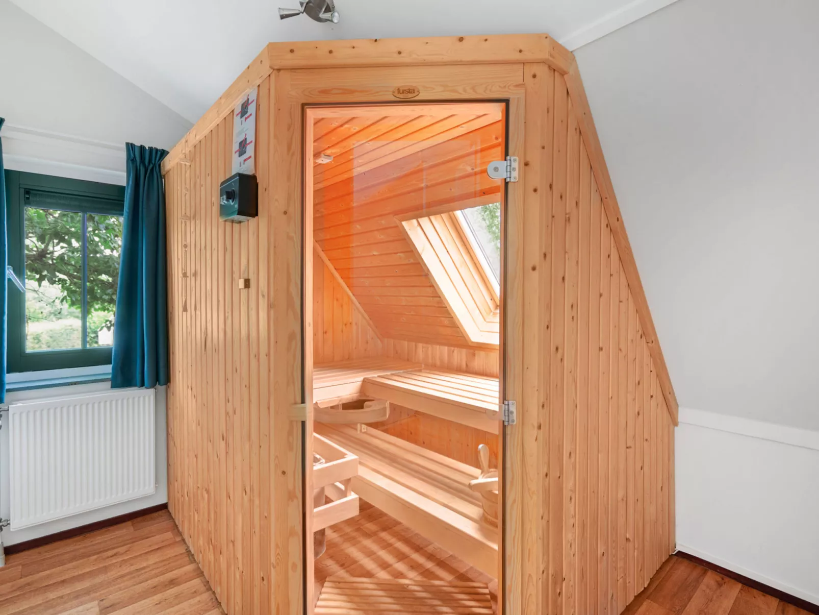 Koningshoeve Wellness 4 personen-Binnen